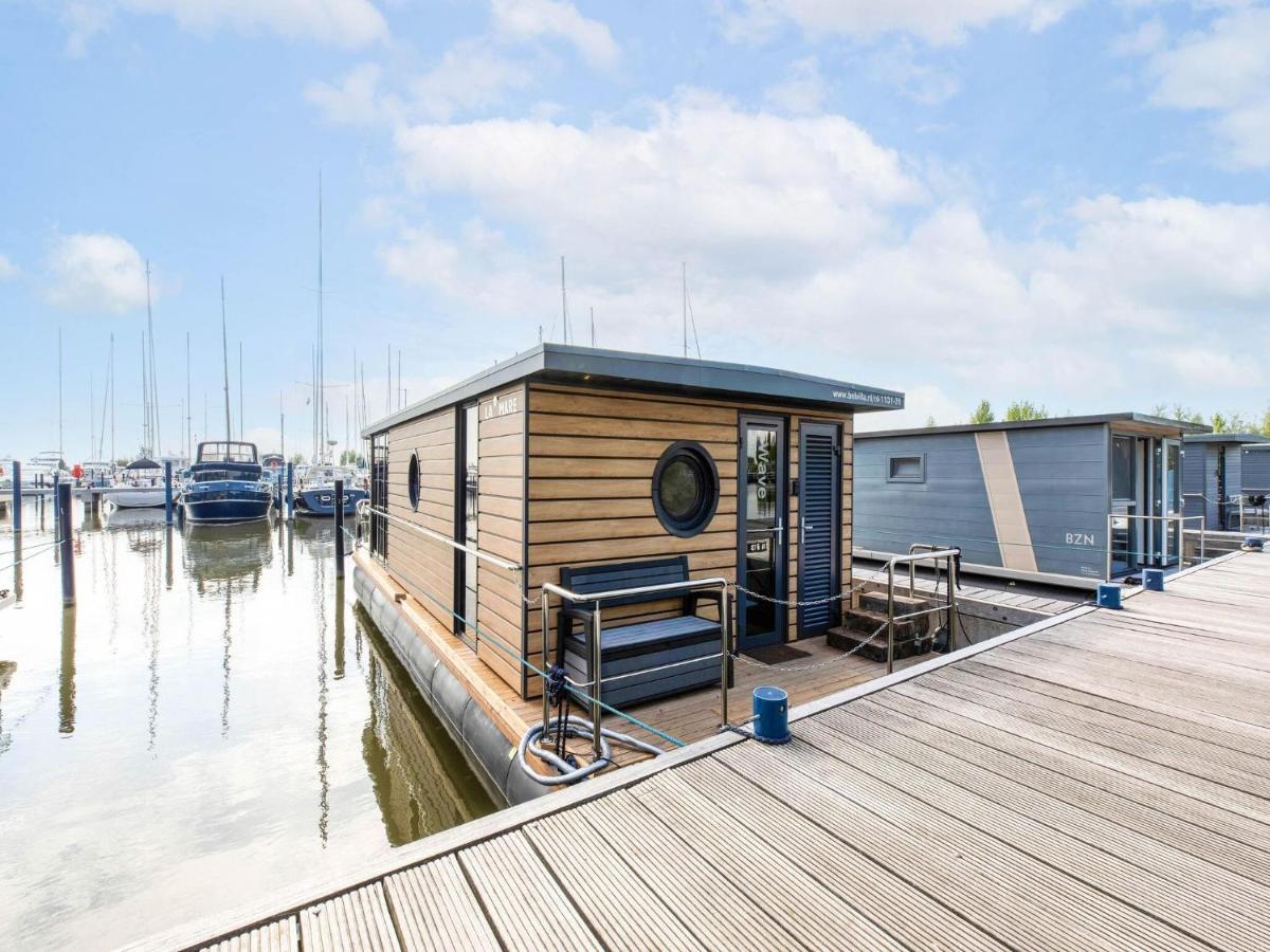 Comfortable Houseboat In Volendam Marina Exterior foto